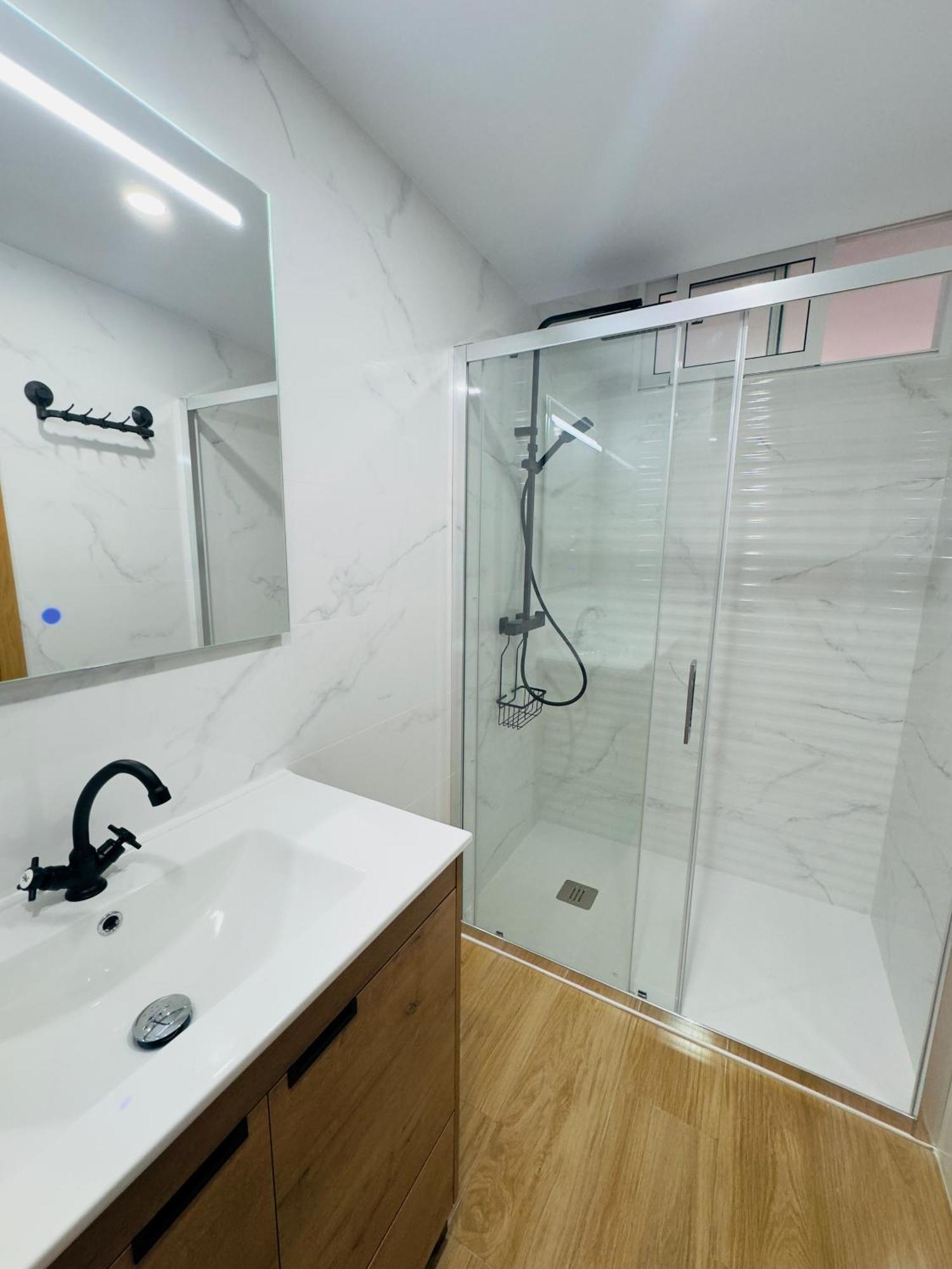 Apartamento El Lugar Malaga Bagian luar foto